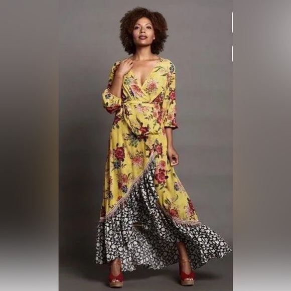 FARM Rio Dresses & Skirts - Farm Rio sunlit floral maxi dress